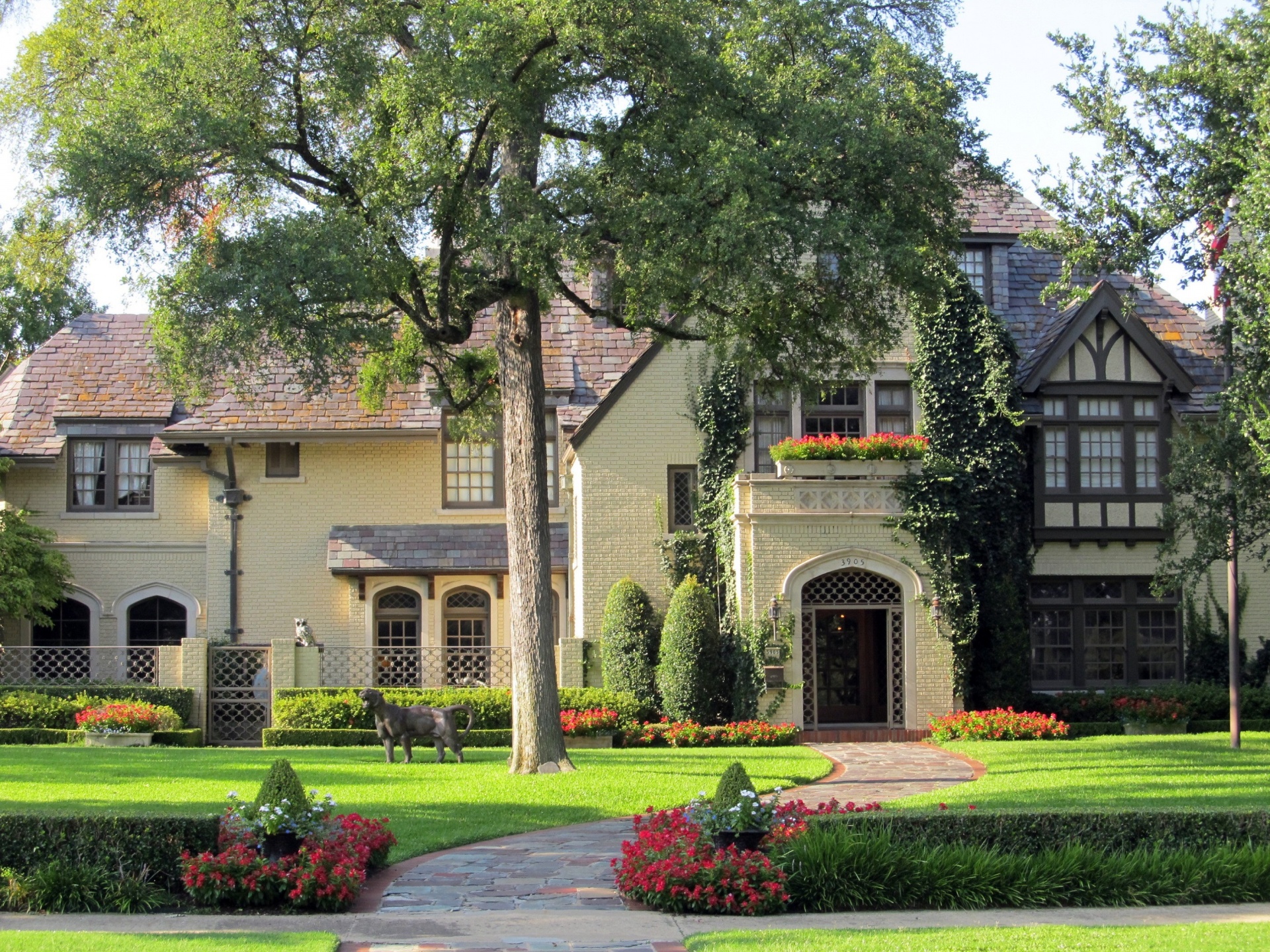 home with garden
